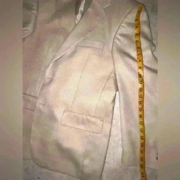 Gently used men’s suit m/l measurements on picture - Picture 4 of 13